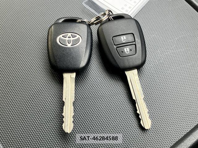 Toyota HIACE VAN 2020-03 7219372-20