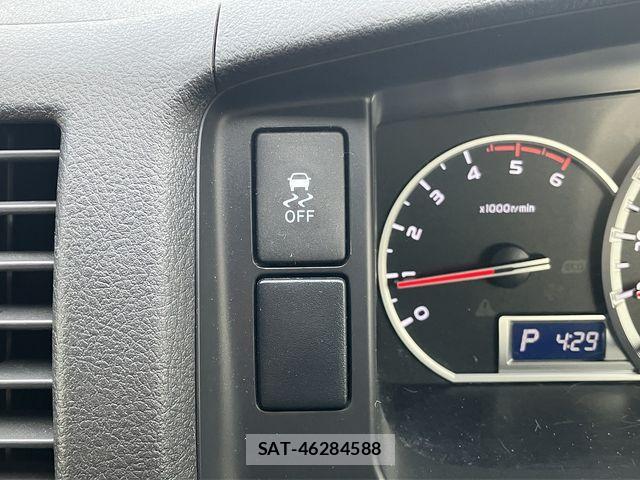 Toyota HIACE VAN 2020-03 7219372-21