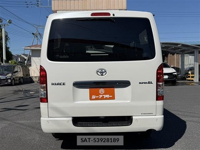 Toyota HIACE VAN 2020-07 7219373-9
