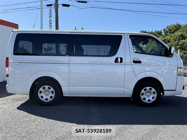 Toyota HIACE VAN 2020-07 7219373-10