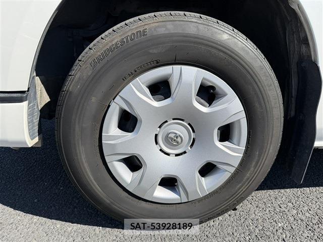 Toyota HIACE VAN 2020-07 7219373-13