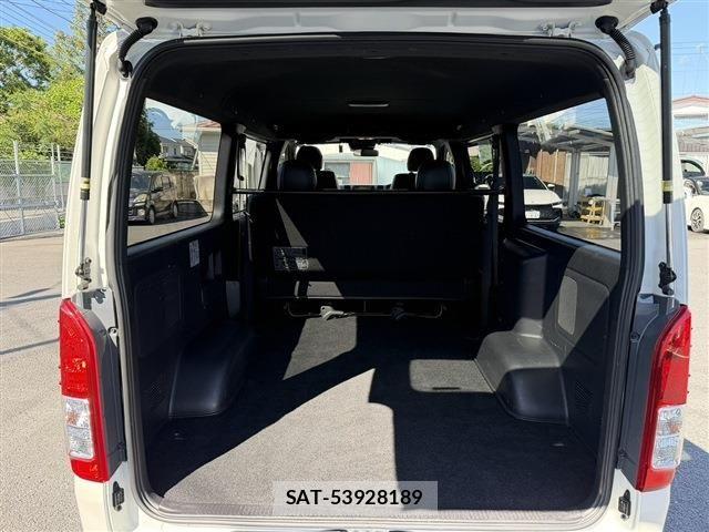 Toyota HIACE VAN 2020-07 7219373-16