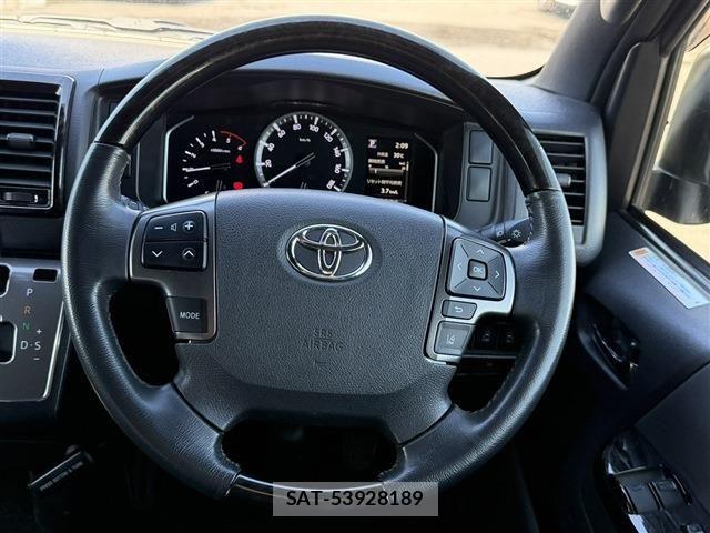 Toyota HIACE VAN 2020-07 7219373-18