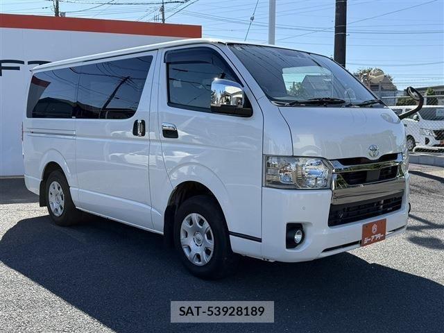 Toyota HIACE VAN 2020-07 7219373-23