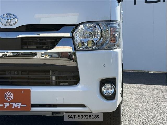 Toyota HIACE VAN 2020-07 7219373-25