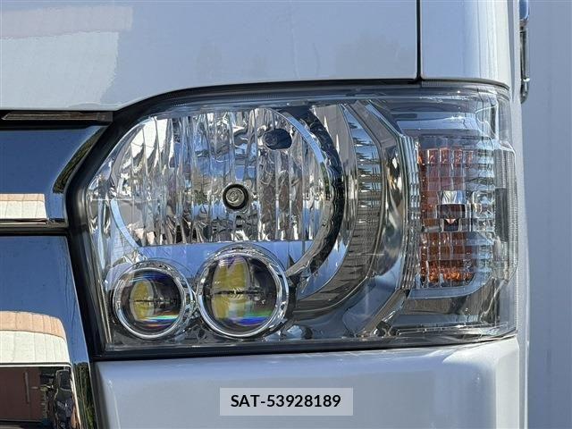 Toyota HIACE VAN 2020-07 7219373-26
