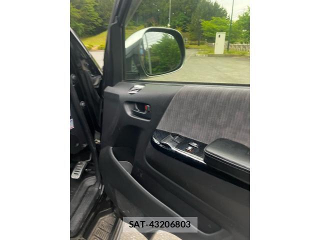 Toyota HIACE VAN 2012-10 7219353-9