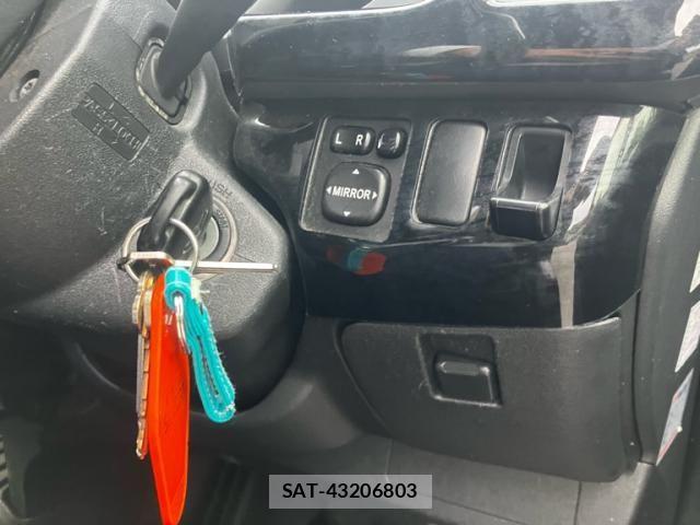 Toyota HIACE VAN 2012-10 7219353-15