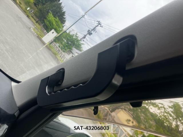 Toyota HIACE VAN 2012-10 7219353-17