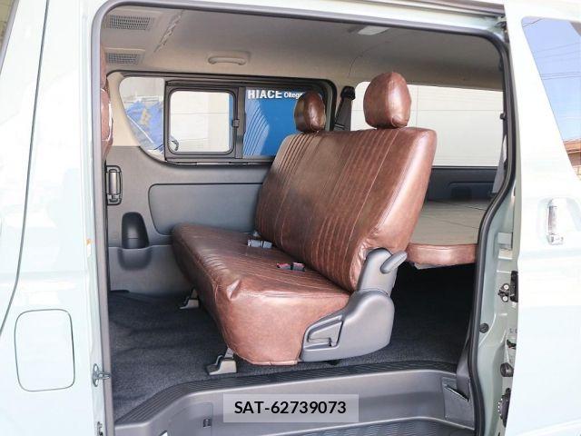 Toyota HIACE VAN 2025-01 7219379-2
