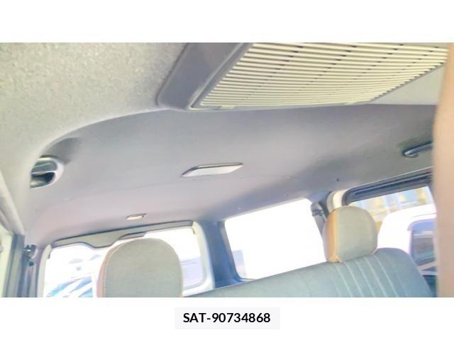Toyota HIACE VAN 2022-02 7219375-14