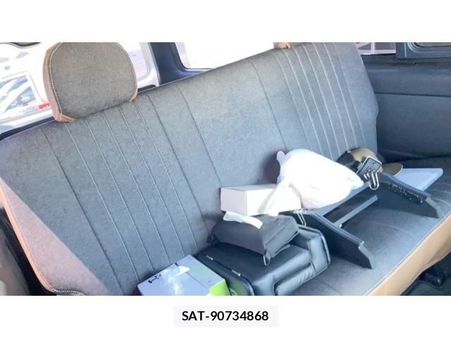 Toyota HIACE VAN 2022-02 7219375-15