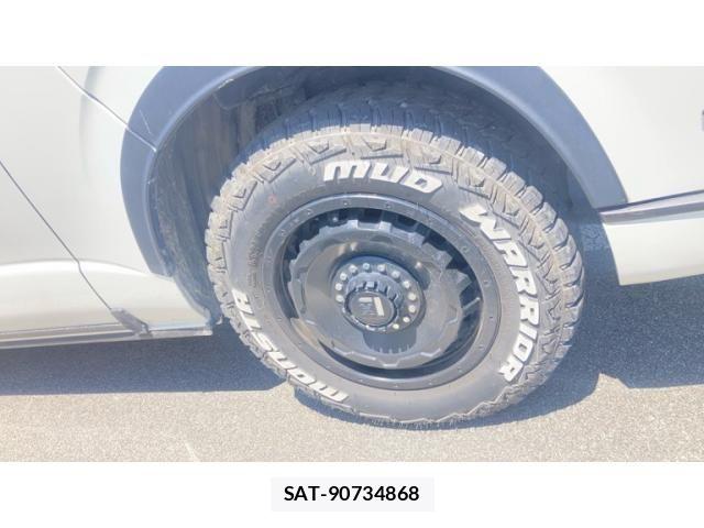 Toyota HIACE VAN 2022-02 7219375-4