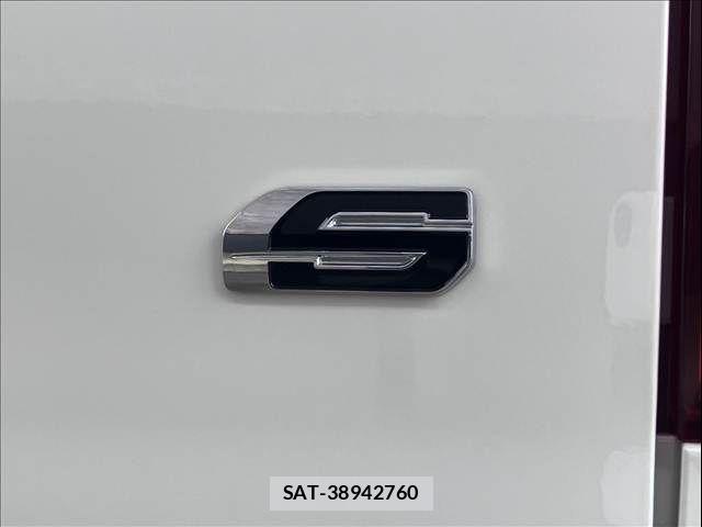 Toyota HIACE VAN 2025-05 7219388-18