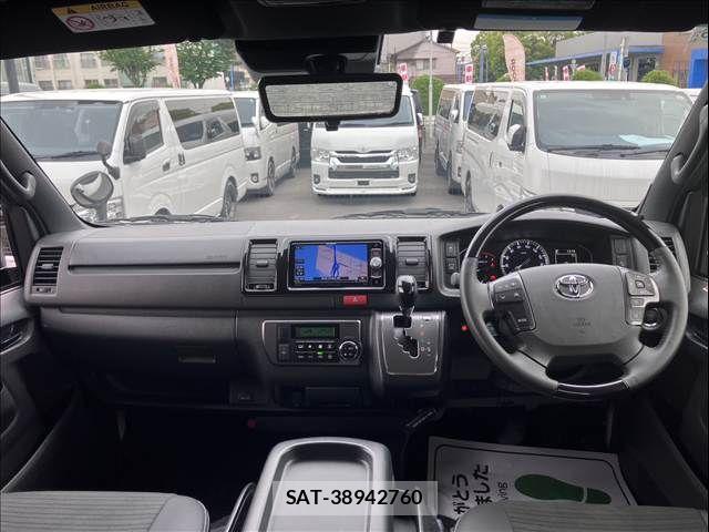 Toyota HIACE VAN 2025-05 7219388-3