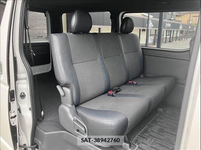 Toyota HIACE VAN 2025-05 7219388-7