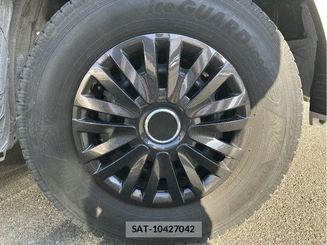 Toyota HIACE VAN 2025-09 7219389-16