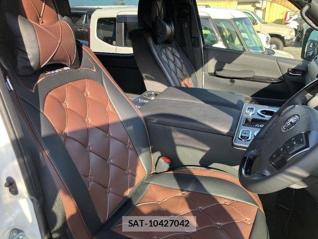 Toyota HIACE VAN 2025-09 7219389-4