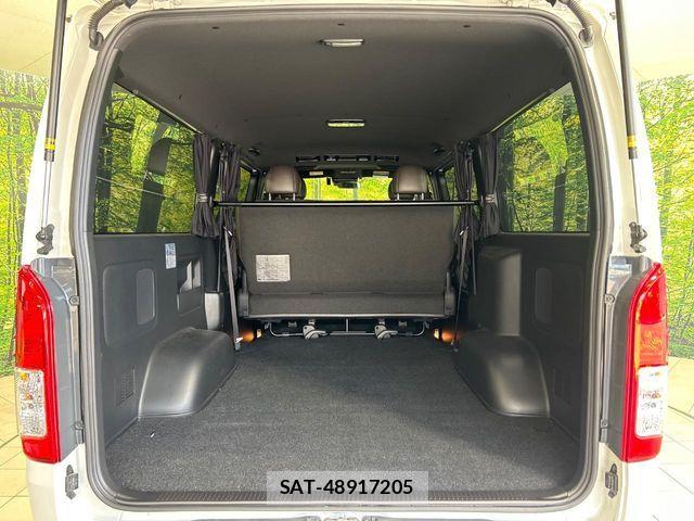 Toyota HIACE VAN 2019-07 7219359-9