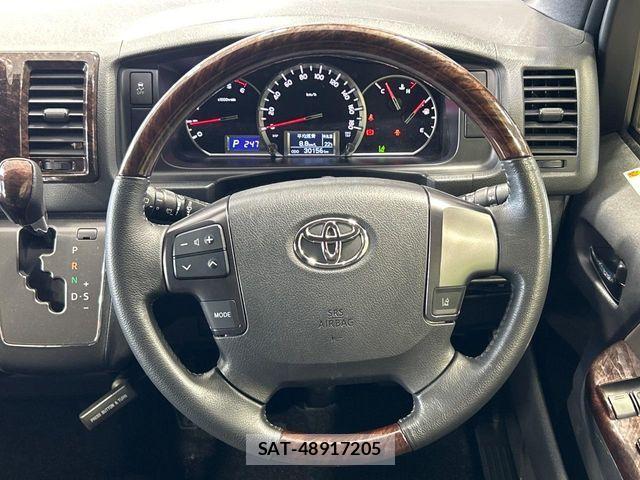 Toyota HIACE VAN 2019-07 7219359-10