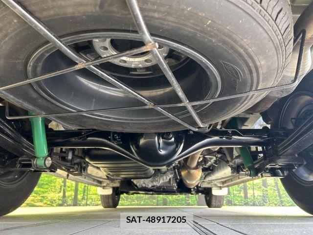 Toyota HIACE VAN 2019-07 7219359-18