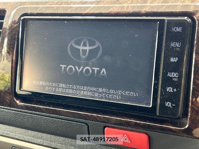 Toyota HIACE VAN 2019-07 7219359-2