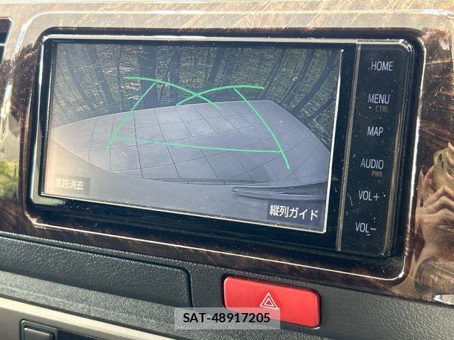 Toyota HIACE VAN 2019-07 7219359-3