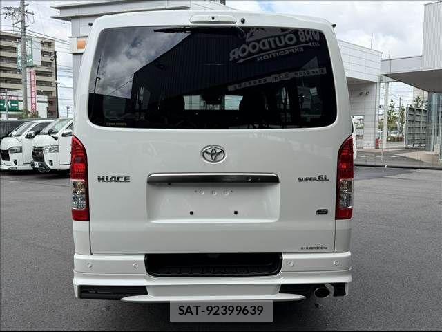 Toyota HIACE VAN 2025-05 7219381-2