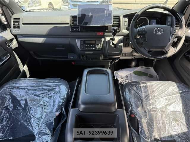 Toyota HIACE VAN 2025-05 7219381-3