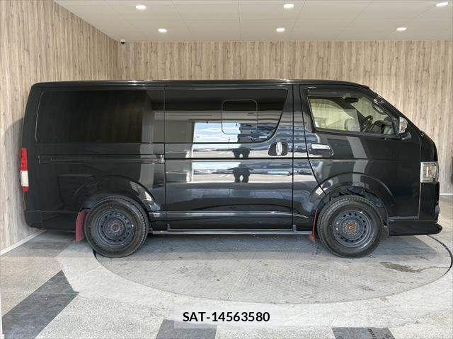 Toyota HIACE VAN 2019-11 7219360-16