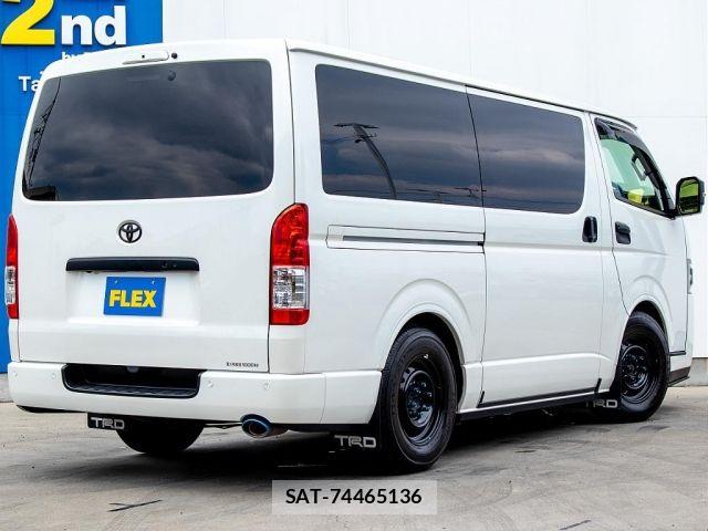 Toyota HIACE VAN 2022-01 7219371-19