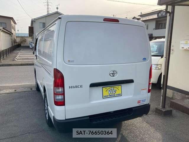 Toyota HIACE VAN 2019-03 7219358-11