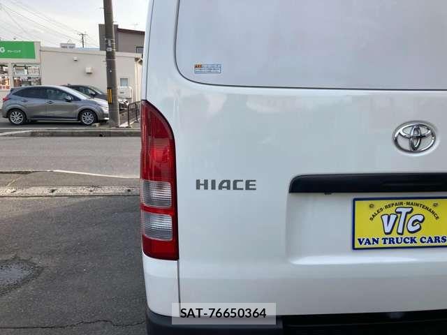 Toyota HIACE VAN 2019-03 7219358-14