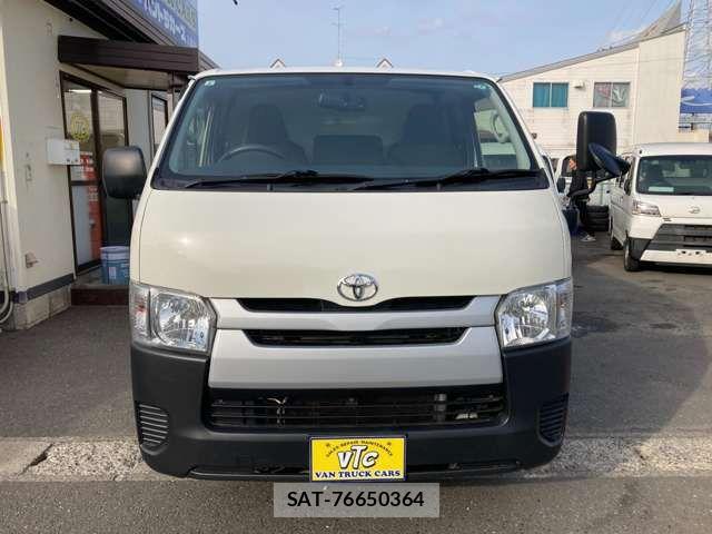 Toyota HIACE VAN 2019-03 7219358-1