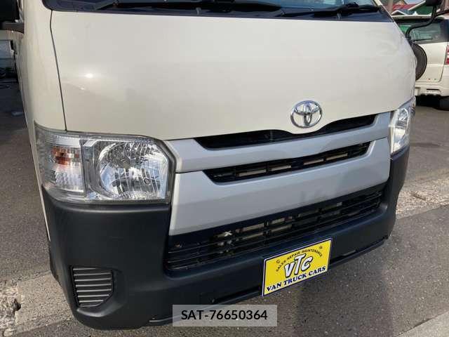 Toyota HIACE VAN 2019-03 7219358-3