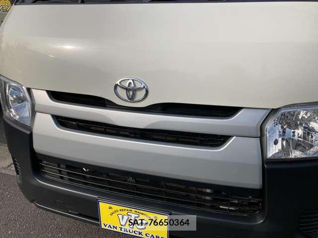 Toyota HIACE VAN 2019-03 7219358-5