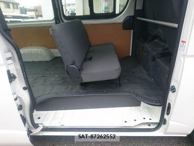 Toyota HIACE VAN 2022-02 7219384-12