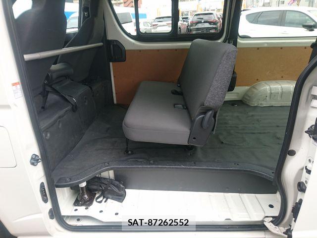 Toyota HIACE VAN 2022-02 7219384-14