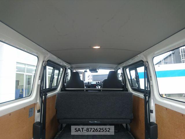 Toyota HIACE VAN 2022-02 7219384-18