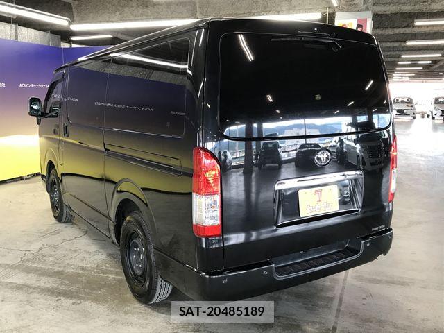 Toyota HIACE VAN 2022-07 7219377-9