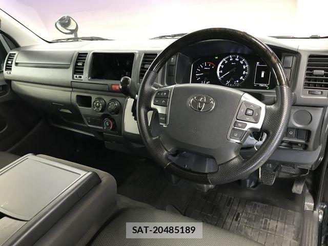 Toyota HIACE VAN 2022-07 7219377-11
