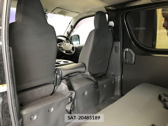 Toyota HIACE VAN 2022-07 7219377-18