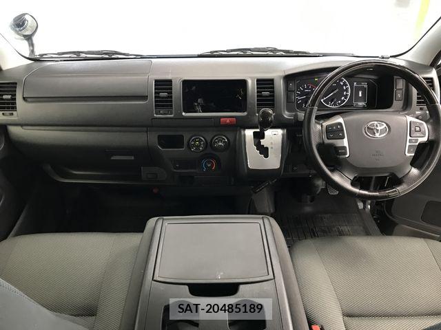 Toyota HIACE VAN 2022-07 7219377-1