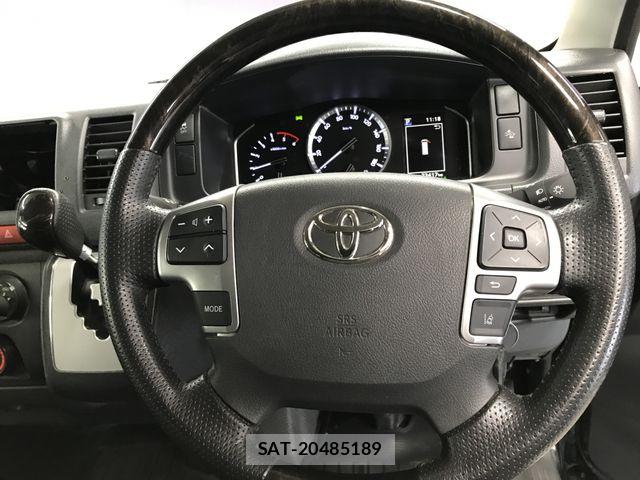 Toyota HIACE VAN 2022-07 7219377-27