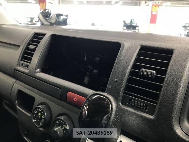 Toyota HIACE VAN 2022-07 7219377-2
