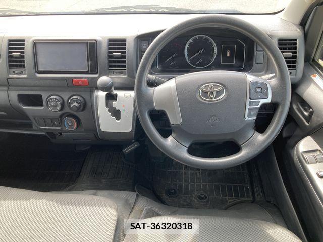 Toyota HIACE VAN 2021-04 7219370-8