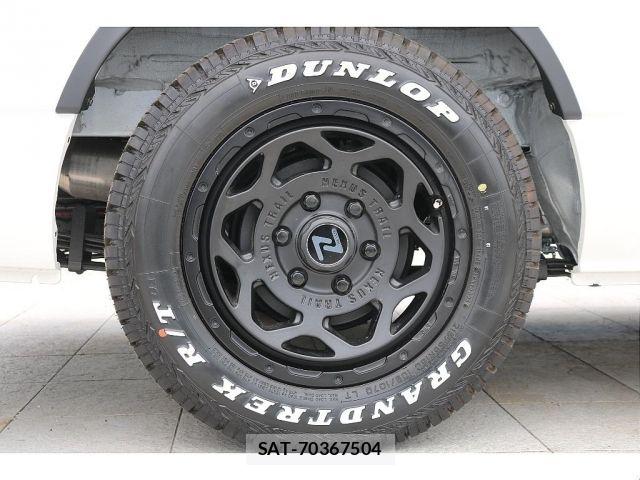 Toyota HIACE VAN 2026-01 7219392-15