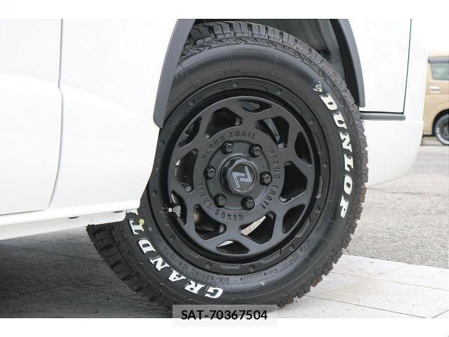 Toyota HIACE VAN 2026-01 7219392-16