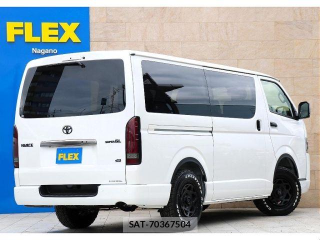 Toyota HIACE VAN 2026-01 7219392-2