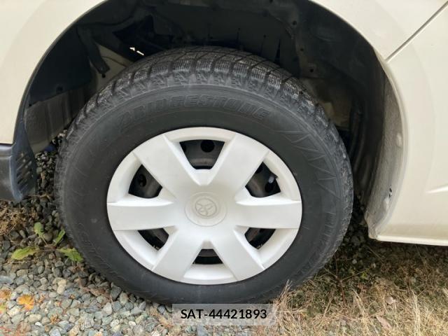 Toyota HIACE VAN 2005-10 7219349-11